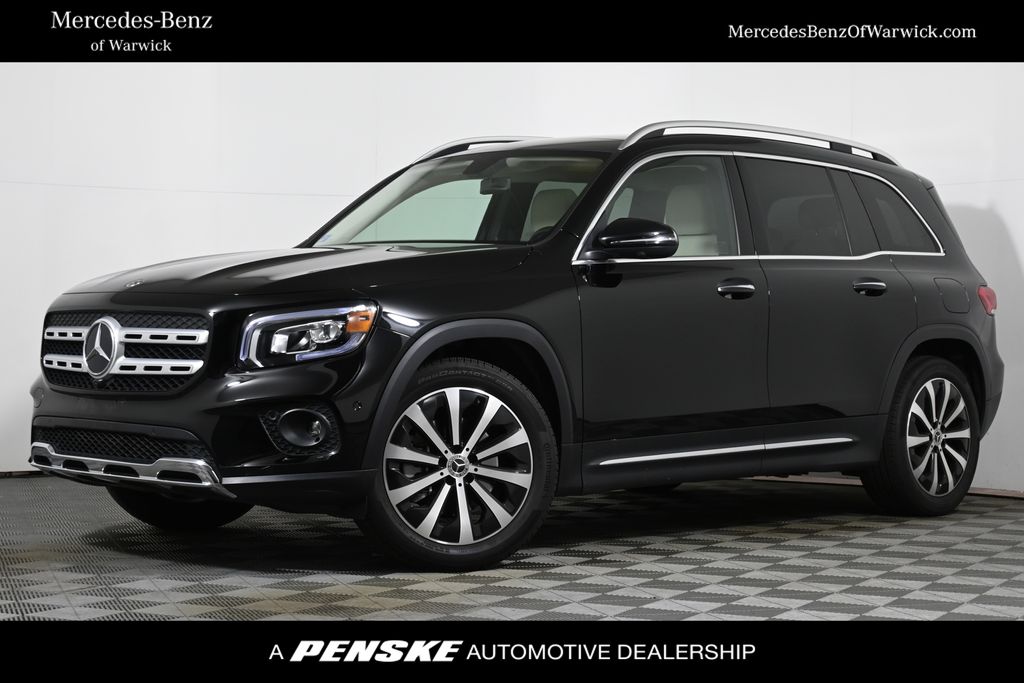 2023 Mercedes-Benz GLB Base's photo