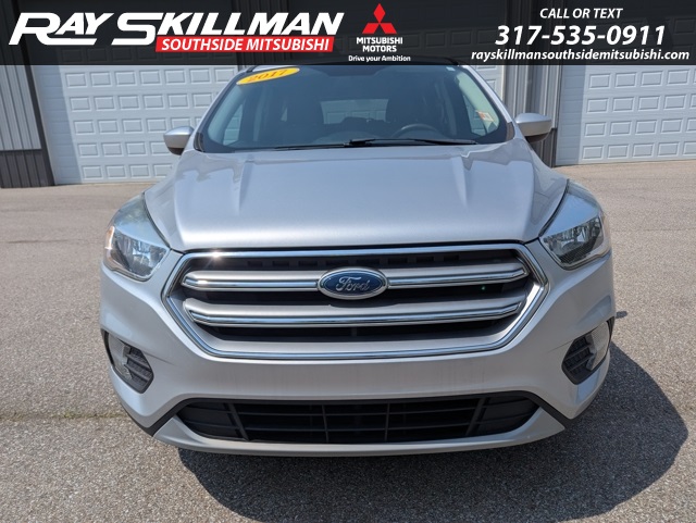 Used 2017 Ford Escape SE with VIN 1FMCU9GD8HUC65070 for sale in Whiteland, IN