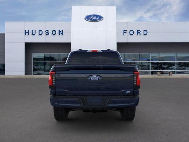 2025 Ford F-150 Lightning photo 5