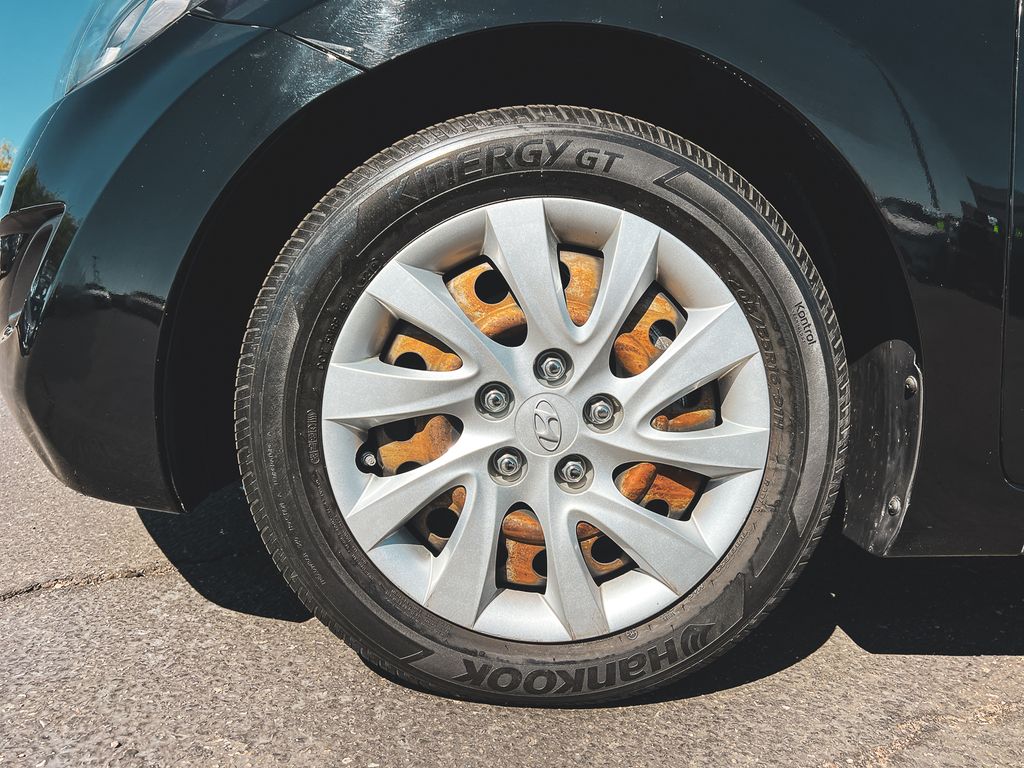 2012 Hyundai Elantra GLS photo 4