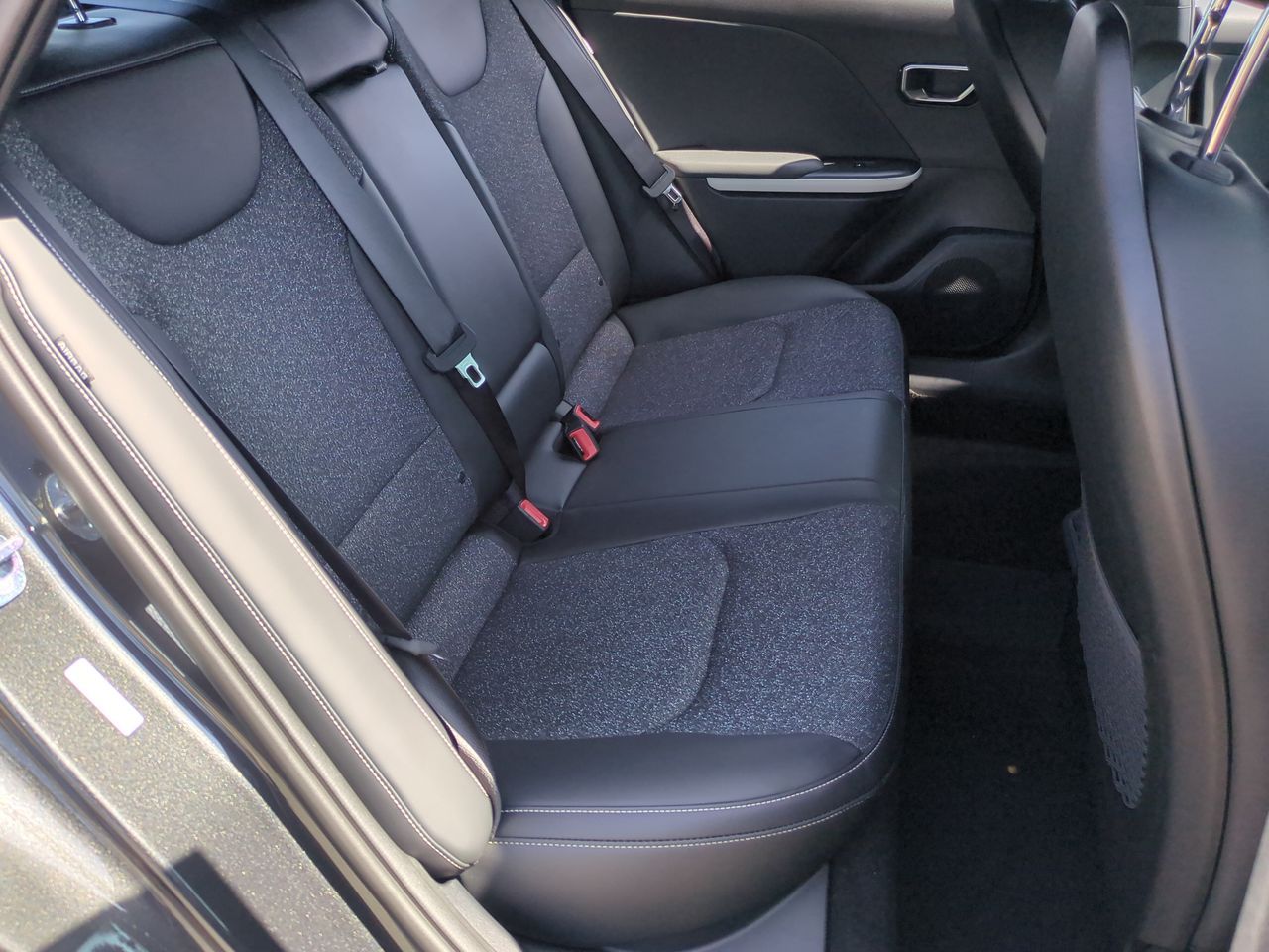 2025 Kia K4 GT-Line photo 20