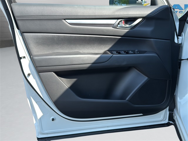 2025 Mazda CX-5 2.5 Select photo 8