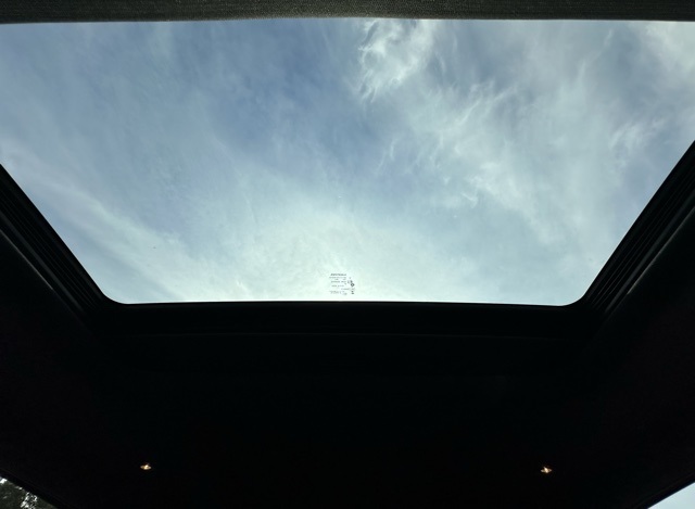 2022 Jeep Cherokee Limited photo 15