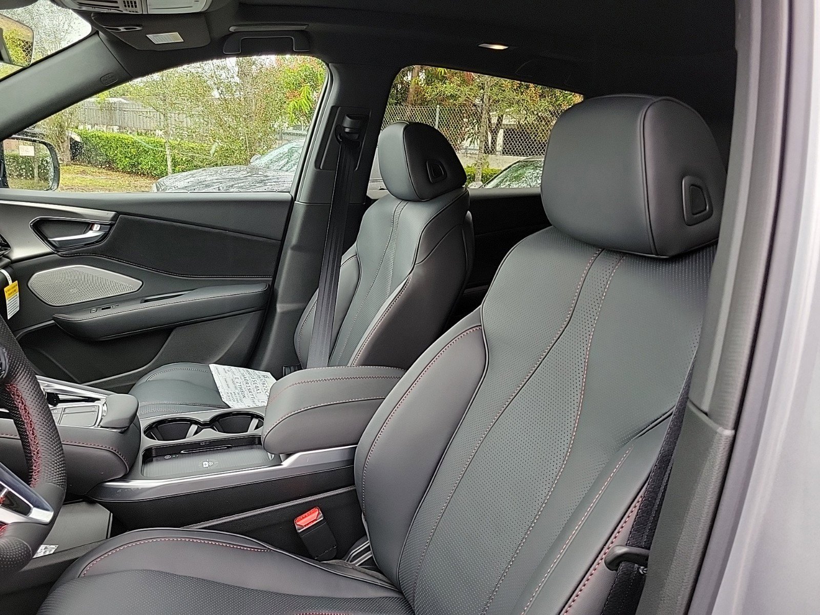 2025 Acura RDX A-Spec Advance photo 9