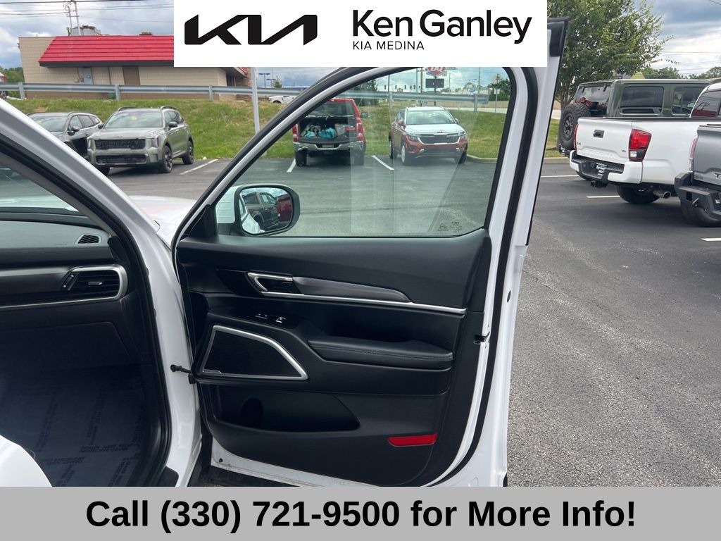 2023 Kia Telluride LX photo 54