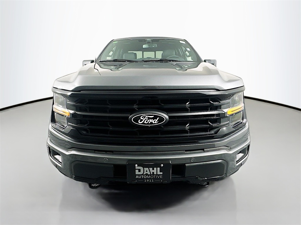 2025 Ford F-150 XLT photo 2