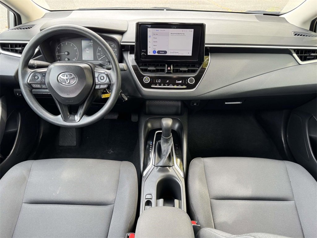 2024 Toyota Corolla LE photo 2