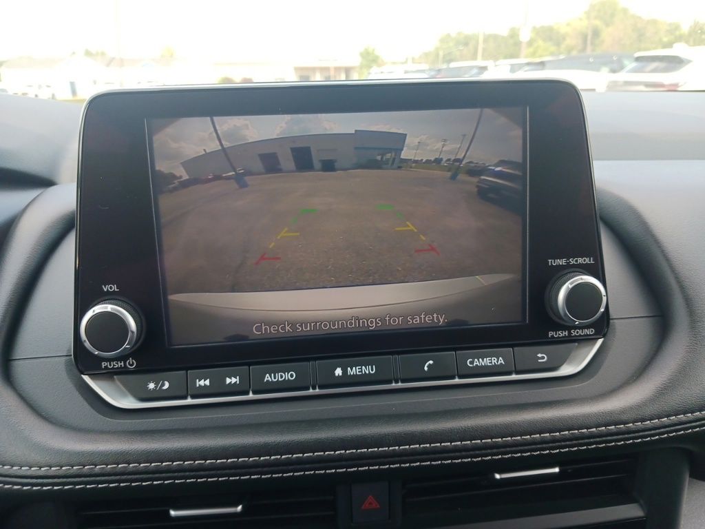 2024 Nissan Rogue SV photo 24