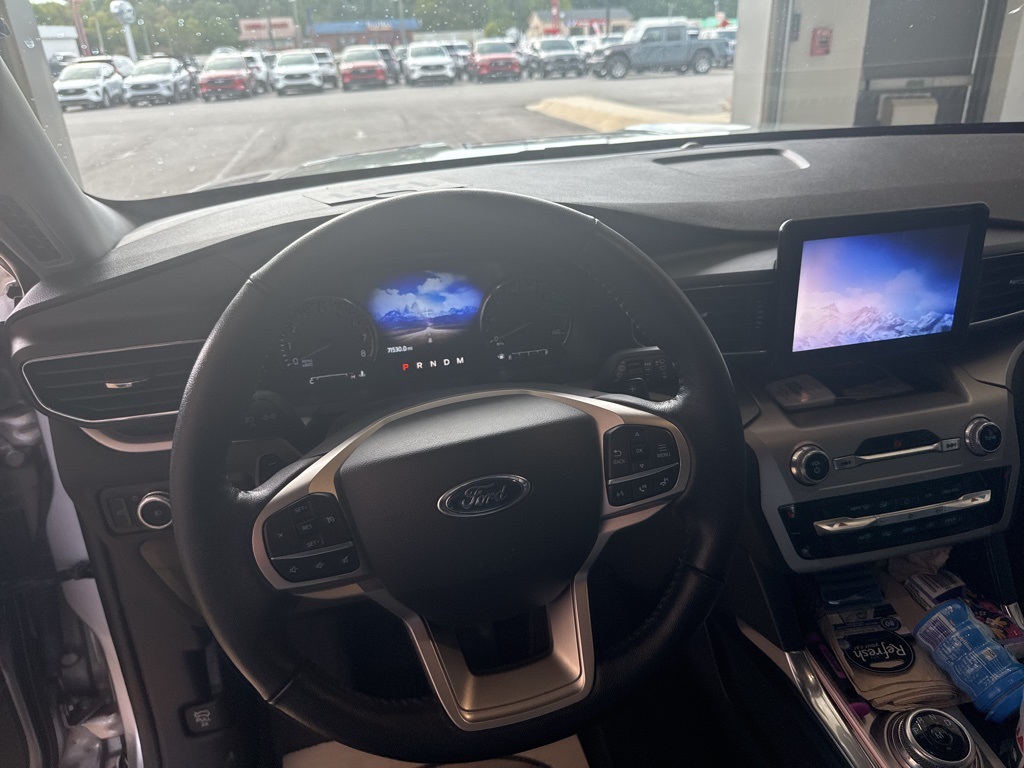 2021 Ford Explorer XLT photo 4