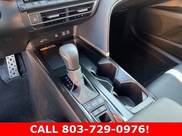 2025 Toyota Camry SE photo 28