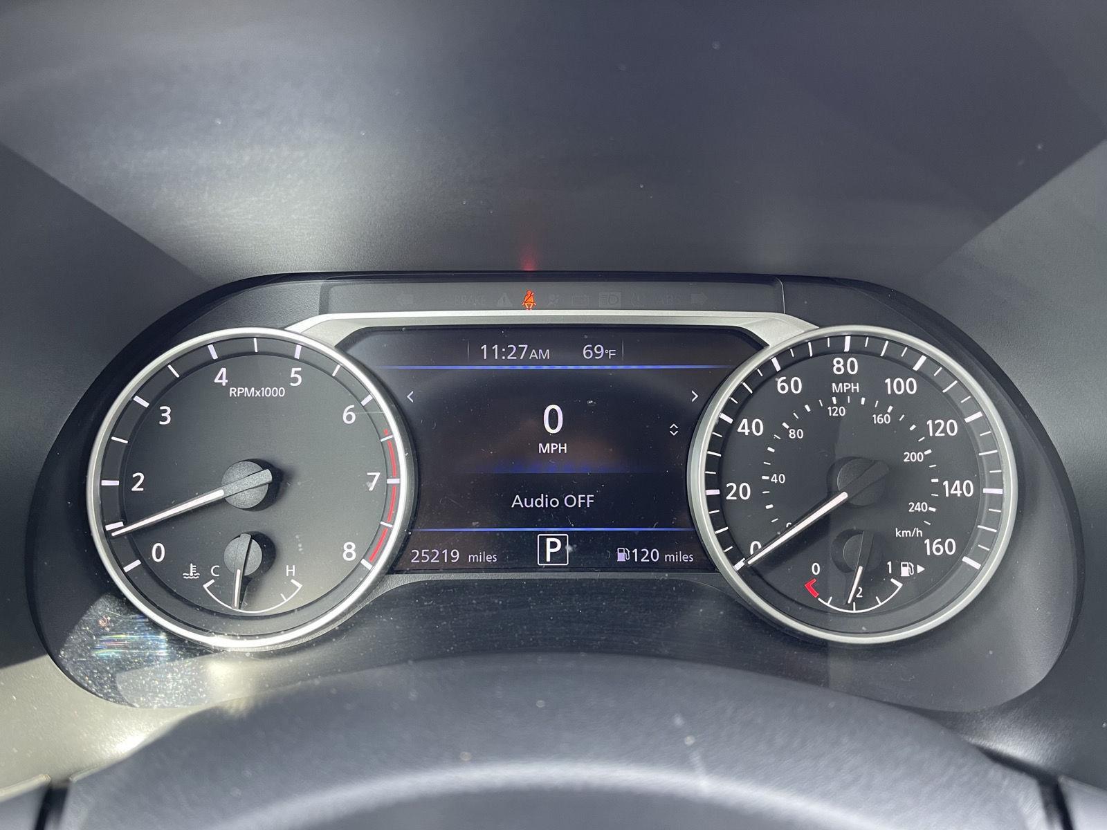 2022 Nissan Sentra SV photo 5