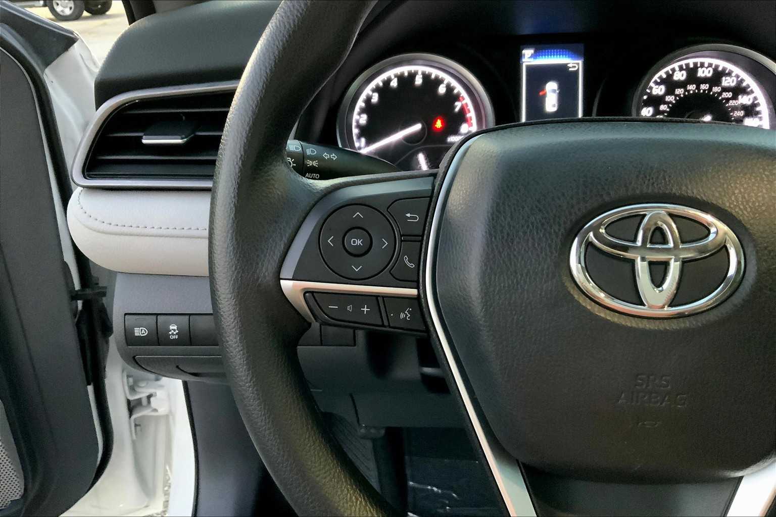 2023 Toyota Camry LE photo 22