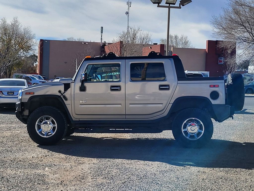 2005 Hummer H2 3/4 Ton Base photo 4