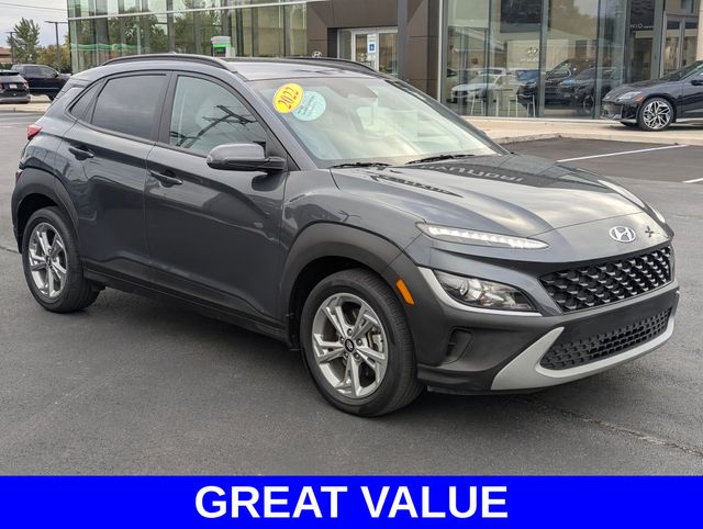 2022 Hyundai Kona SEL photo 3