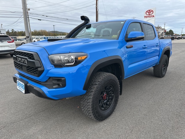 2019 Toyota Tacoma TRD Pro photo 3