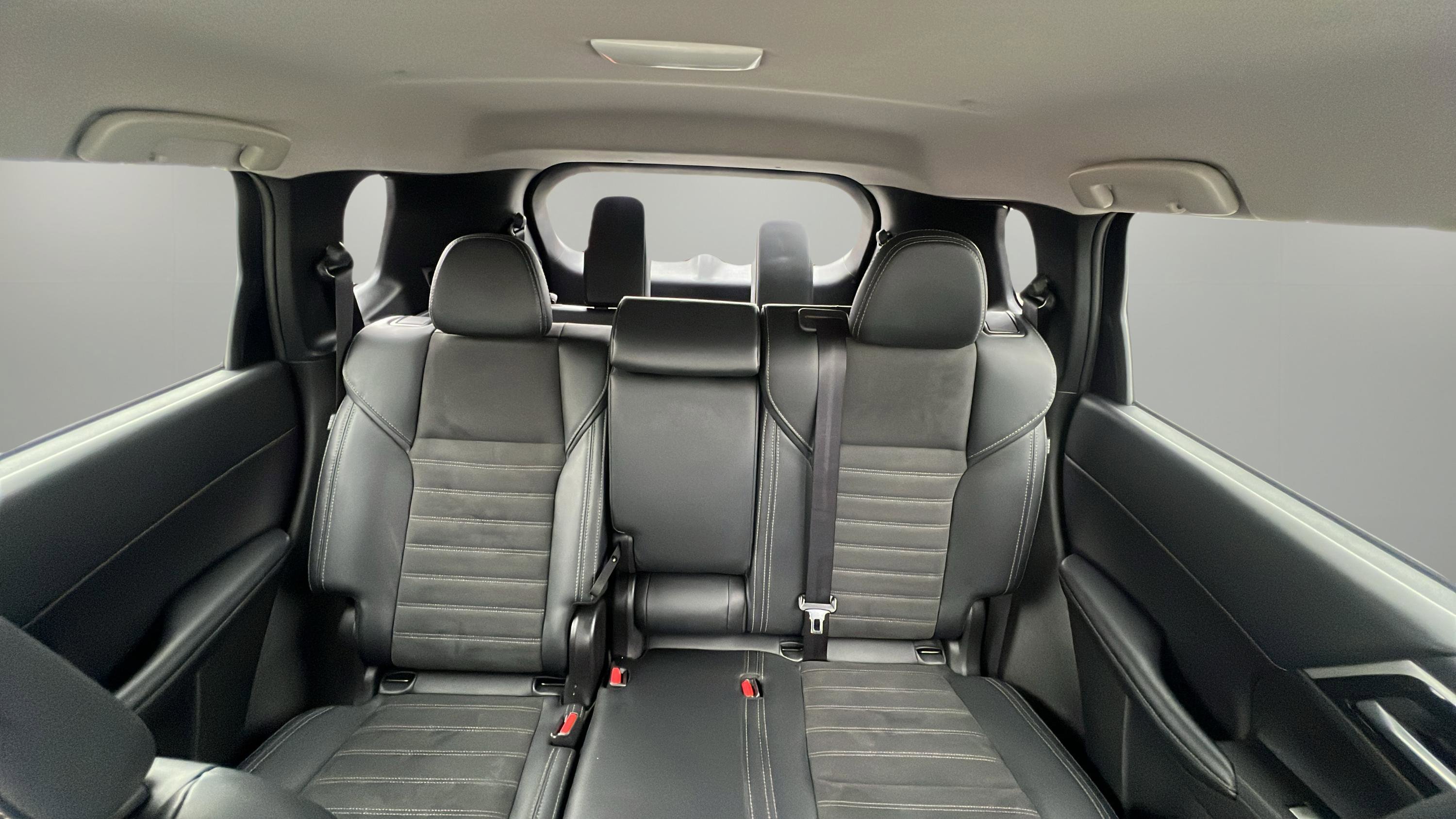 2024 Mitsubishi Outlander SE Black Edition photo 12