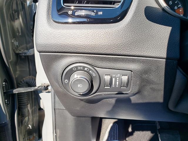 2021 Jeep Compass Limited photo 9