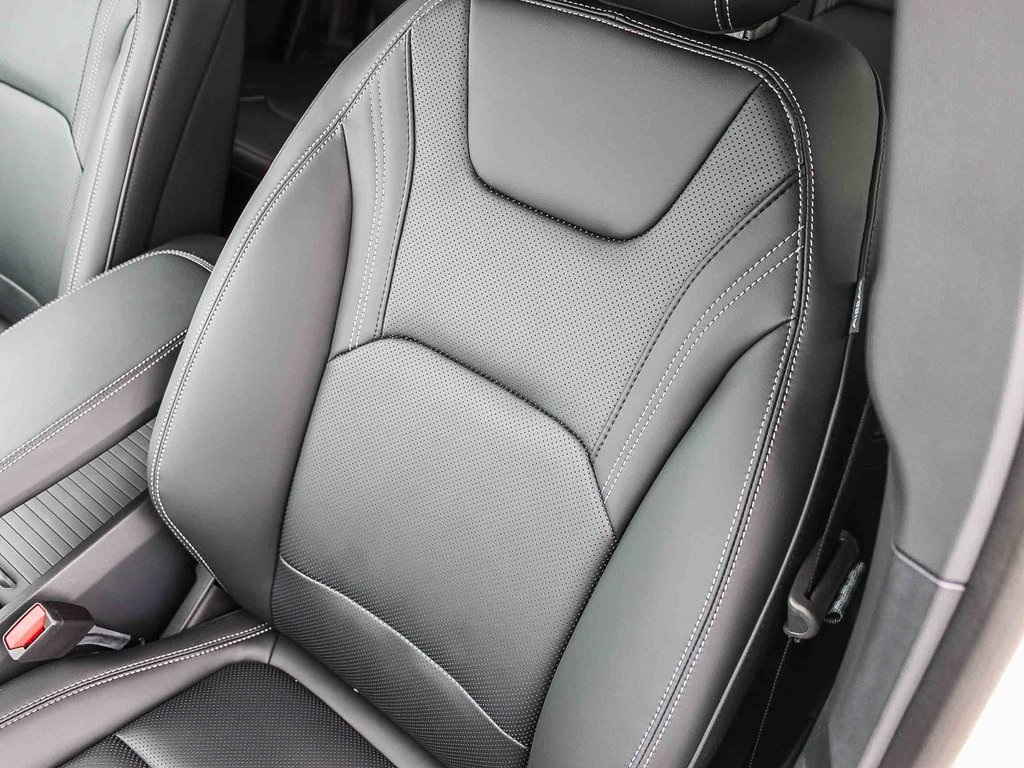 2025 Ford Mustang Mach-E Premium photo 22
