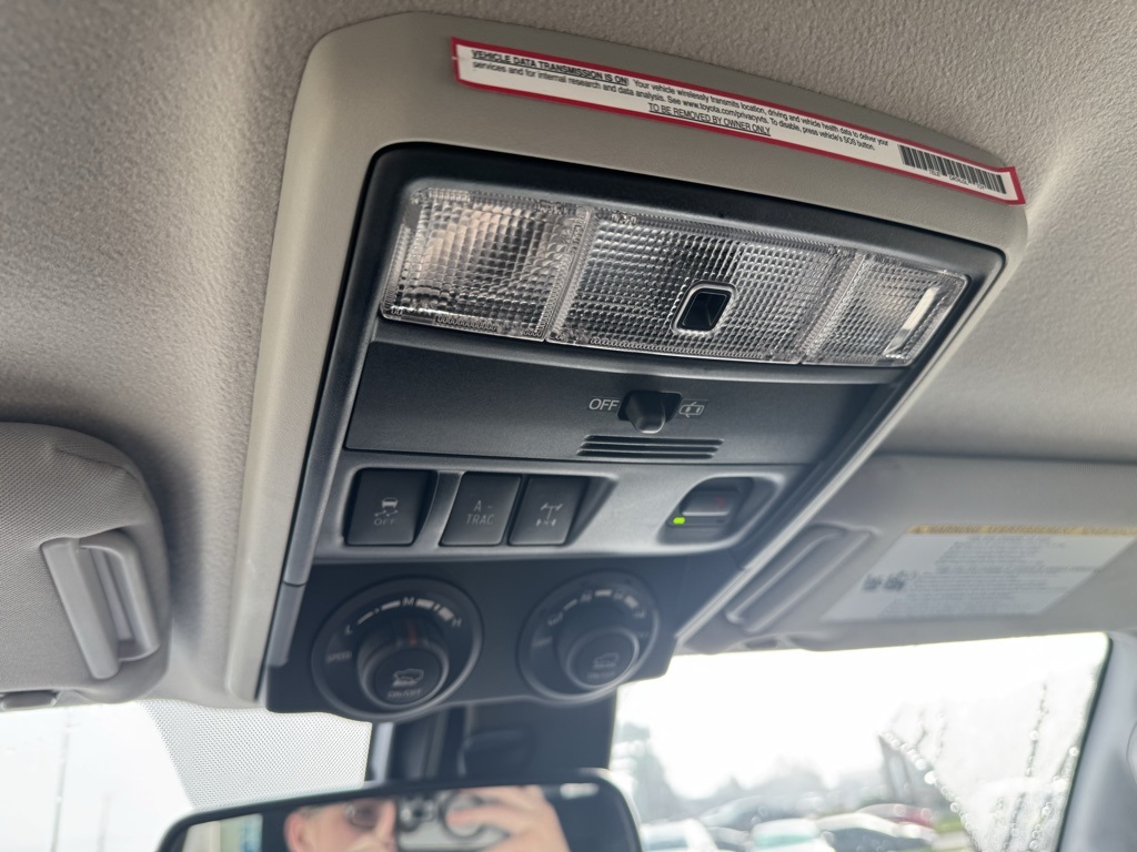 2024 Toyota 4Runner TRD Off-Road photo 33