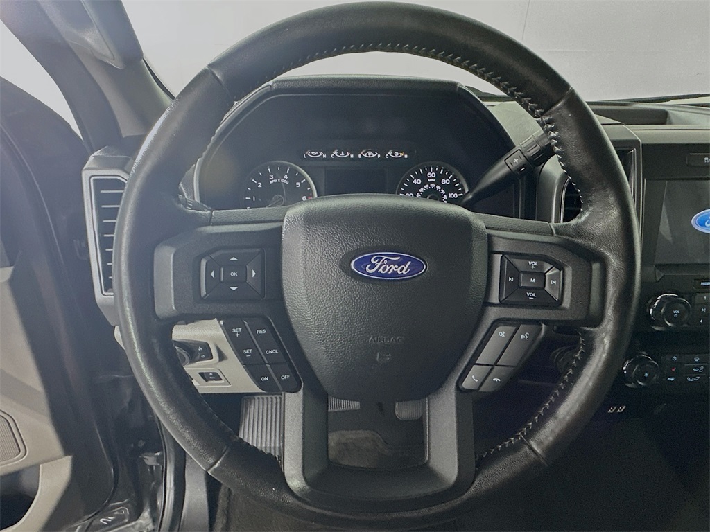 2019 Ford F-150 XLT photo 12