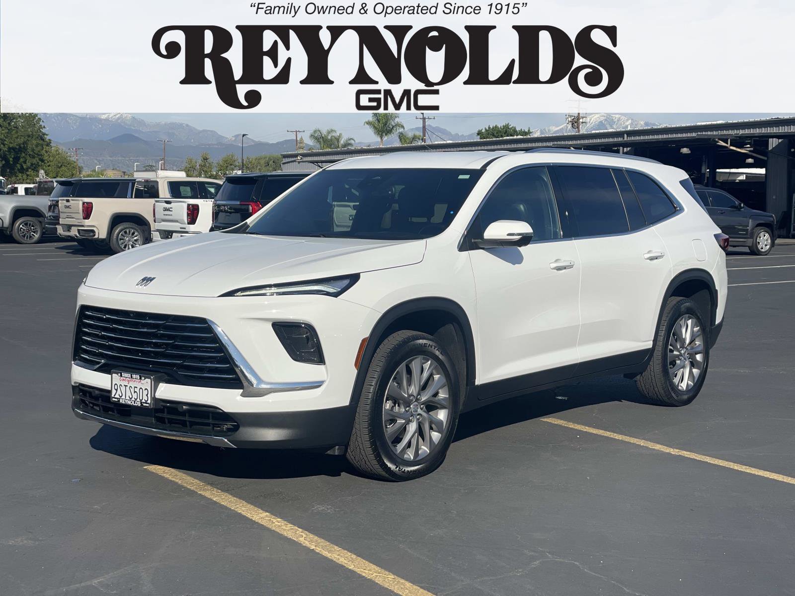 2025 Buick Enclave Preferred's photo