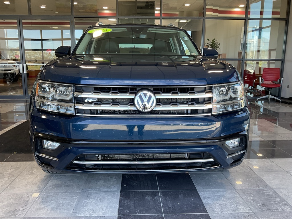 Used 2019 Volkswagen Atlas SE R-Line w/Tech with VIN 1V2XR2CA6KC623062 for sale in Kansas City