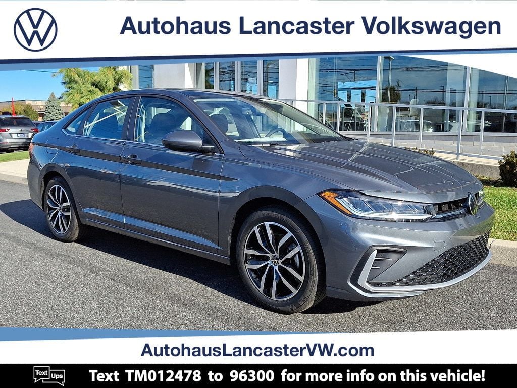 2026 Volkswagen Jetta SE's photo