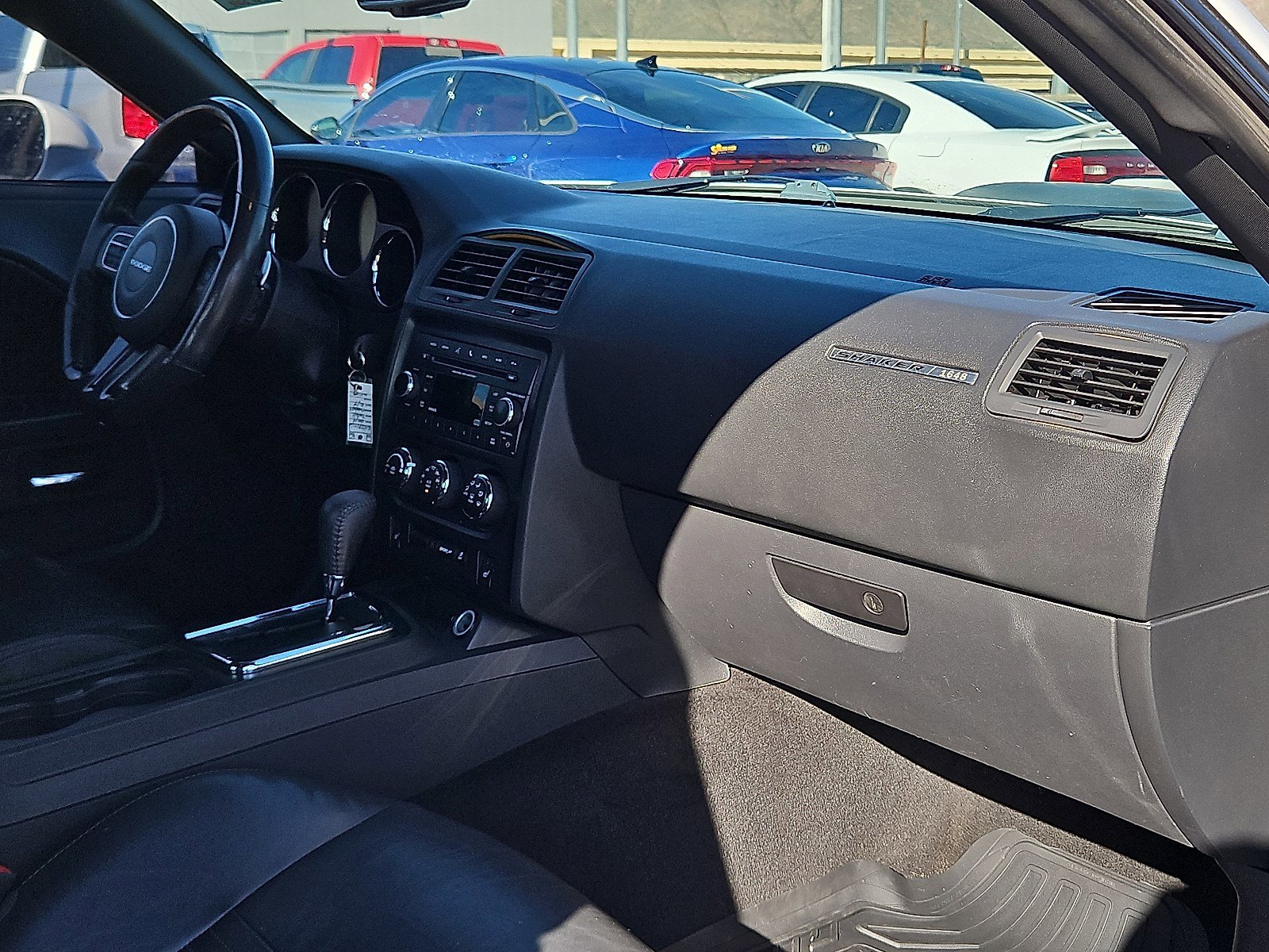 2014 Dodge Challenger R/T photo 17