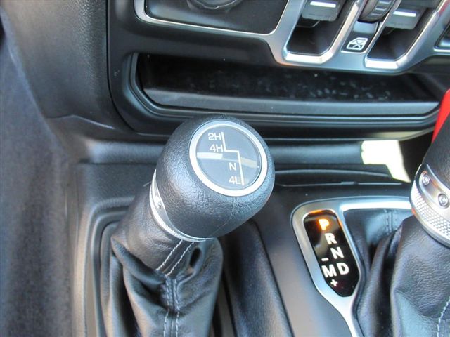 2025 Jeep Wrangler Sport photo 24