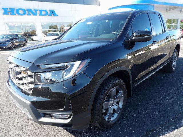 2024 Honda Ridgeline TrailSport photo 3