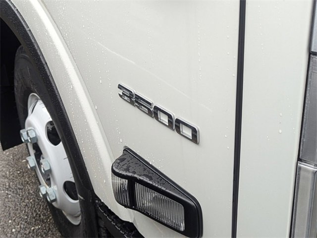 2025 Chevrolet Silverado 3500HD photo 3