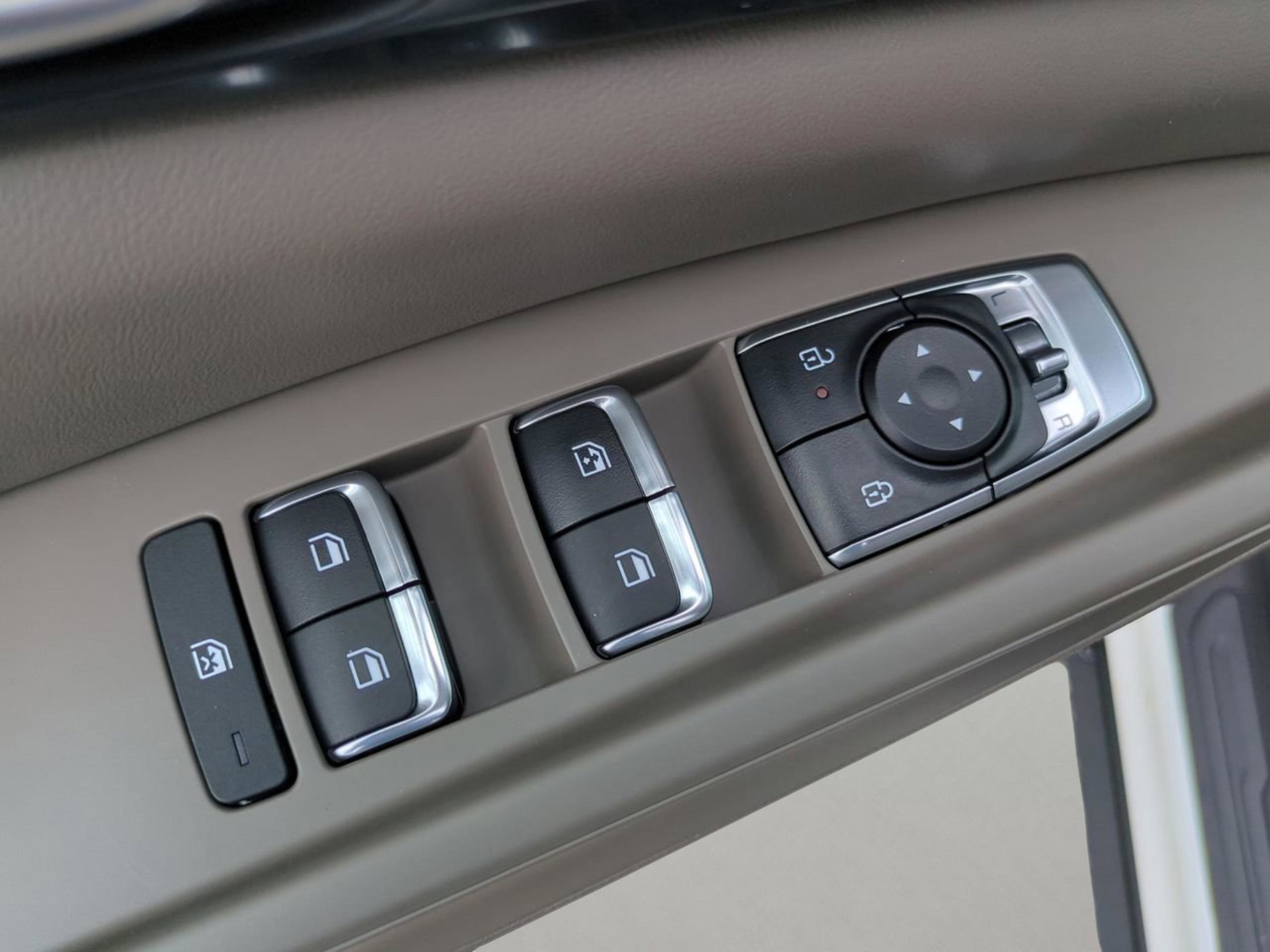 2026 Kia Carnival LX photo 20
