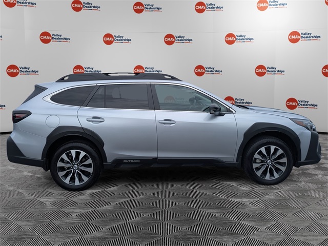 2025 Subaru Outback Limited photo 2