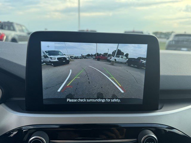 2022 Ford Escape SE photo 17