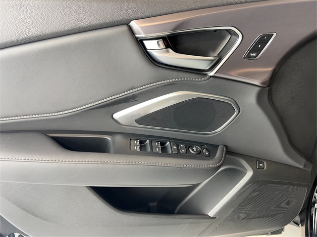 2025 Acura RDX Base photo 14