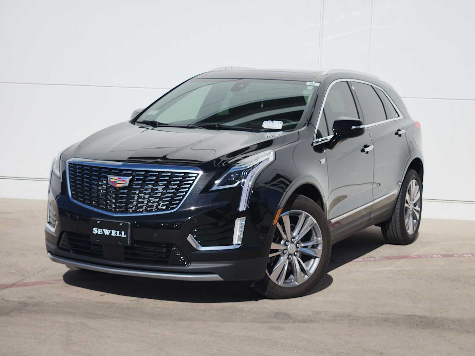 2025 Cadillac XT5 Premium Luxury's photo