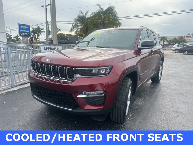 2023 Jeep Grand Cherokee Limited photo 3