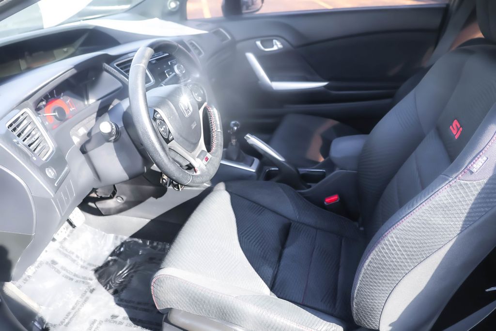 2013 Honda Civic Si photo 4