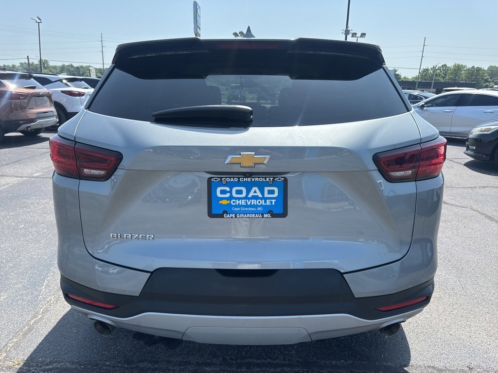 2023 Chevrolet Blazer 2LT photo 3