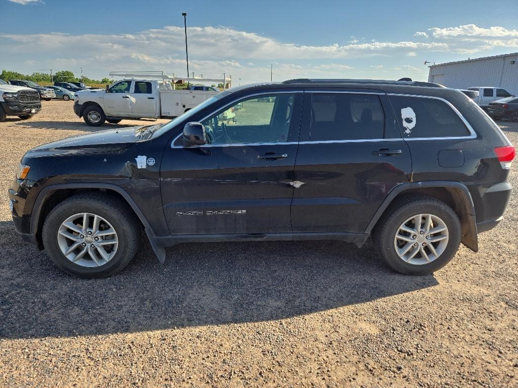 2018 Jeep Grand Cherokee Laredo E photo 2