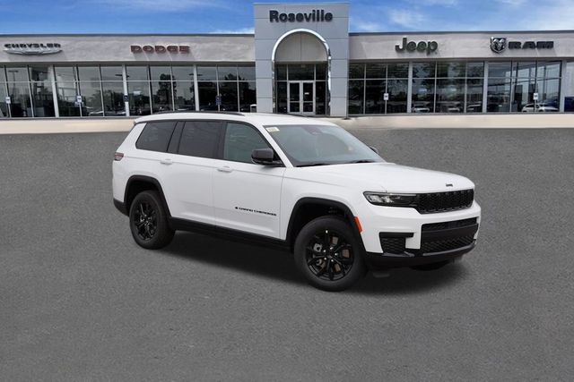 2025 Jeep Grand Cherokee L Altitude's photo