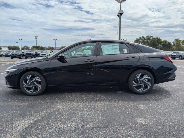 2025 Hyundai Elantra SEL Sport photo 8