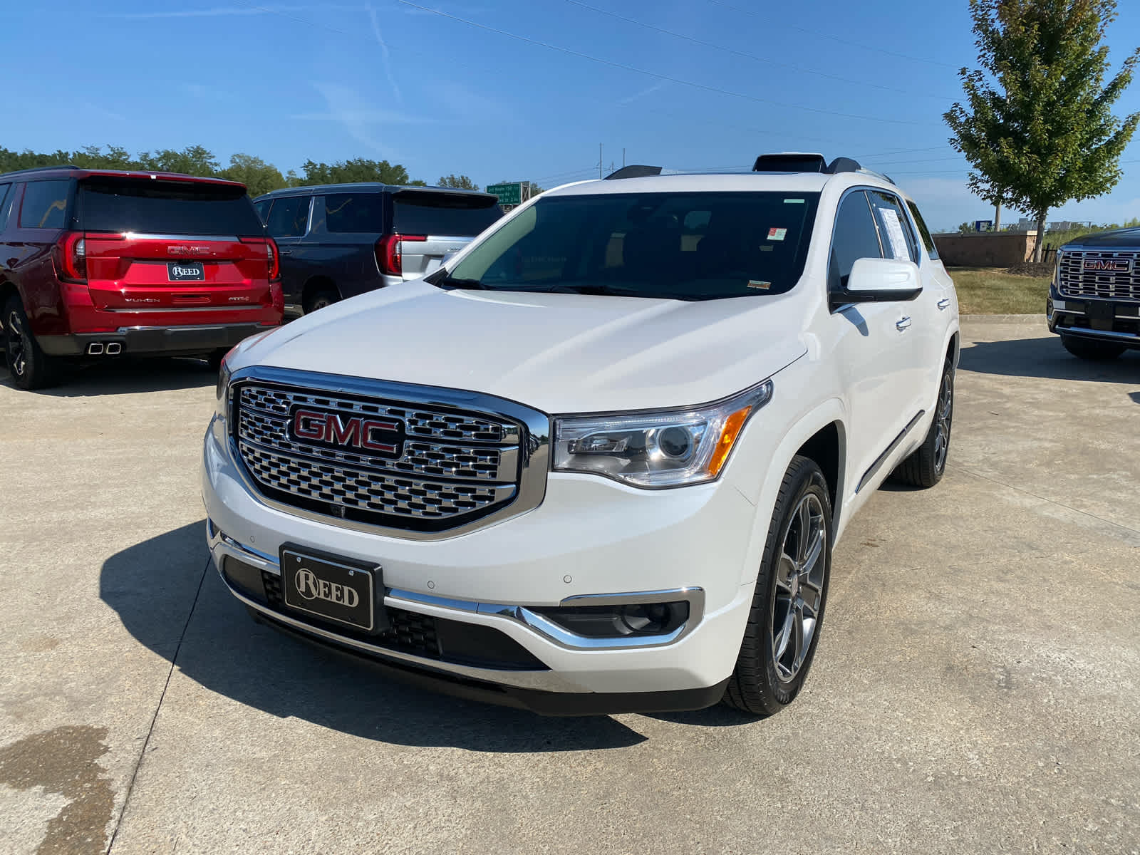 Used 2018 GMC Acadia Denali with VIN 1GKKNXLS1JZ197097 for sale in Kansas City