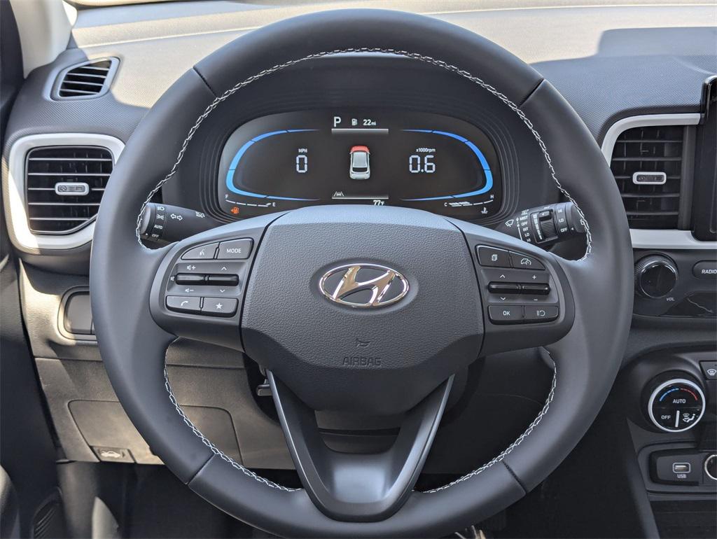 2025 Hyundai Venue Limited photo 18