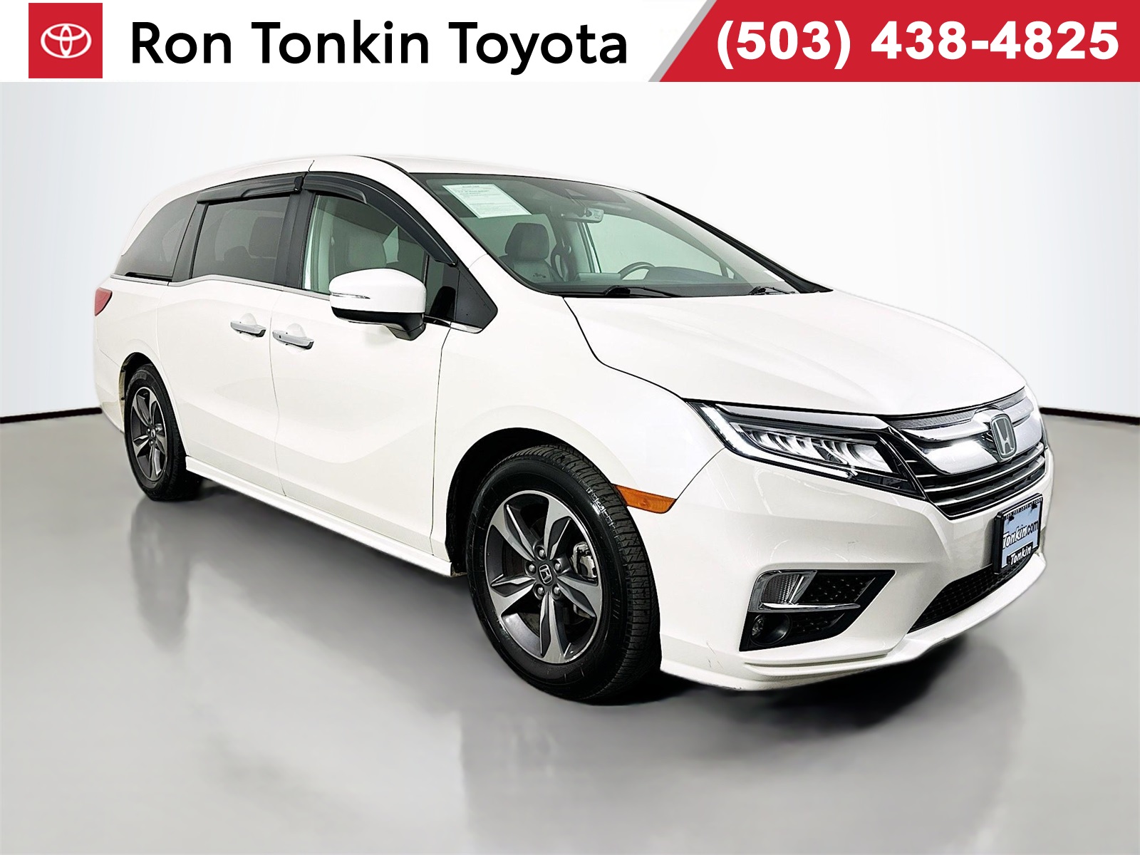 2018 Honda Odyssey Touring's photo