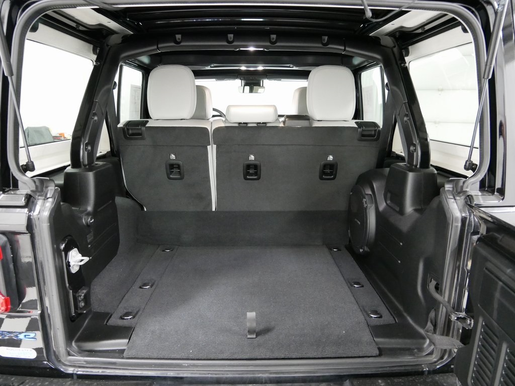 2022 Jeep Wrangler Unlimited Sahara High Altitude 4xe photo 14