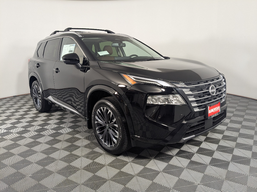 2026 Nissan Rogue Platinum's photo