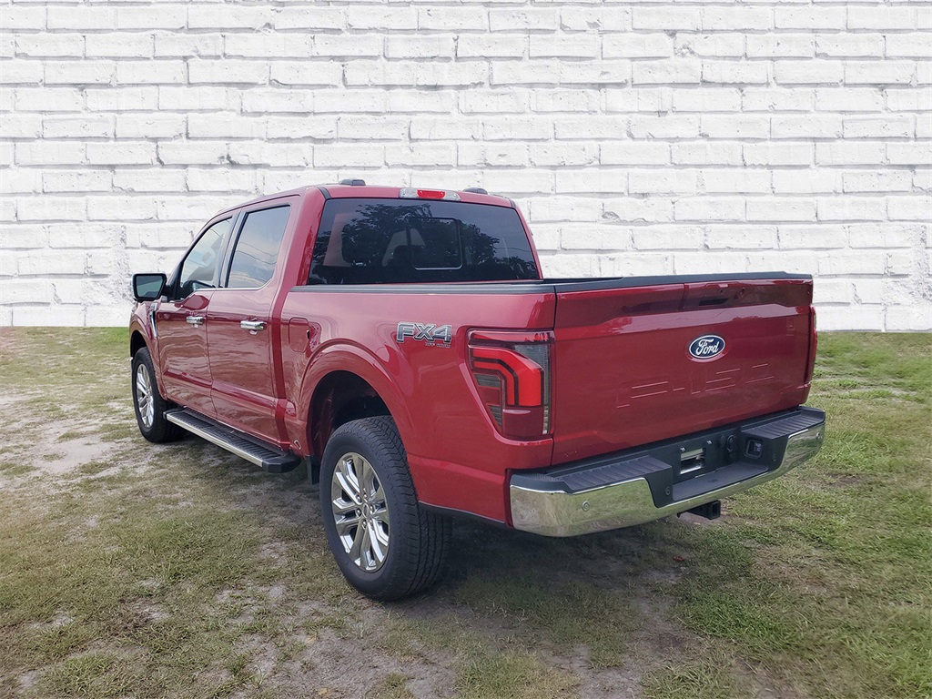 2025 Ford F-150 Lariat photo 3
