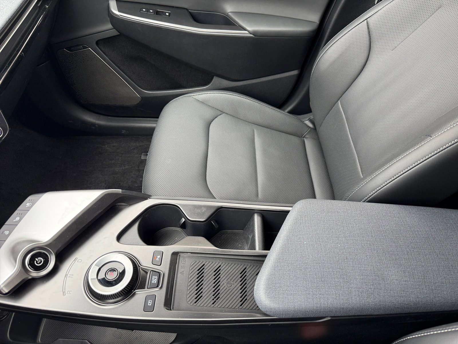 2023 Kia EV6 Wind photo 14