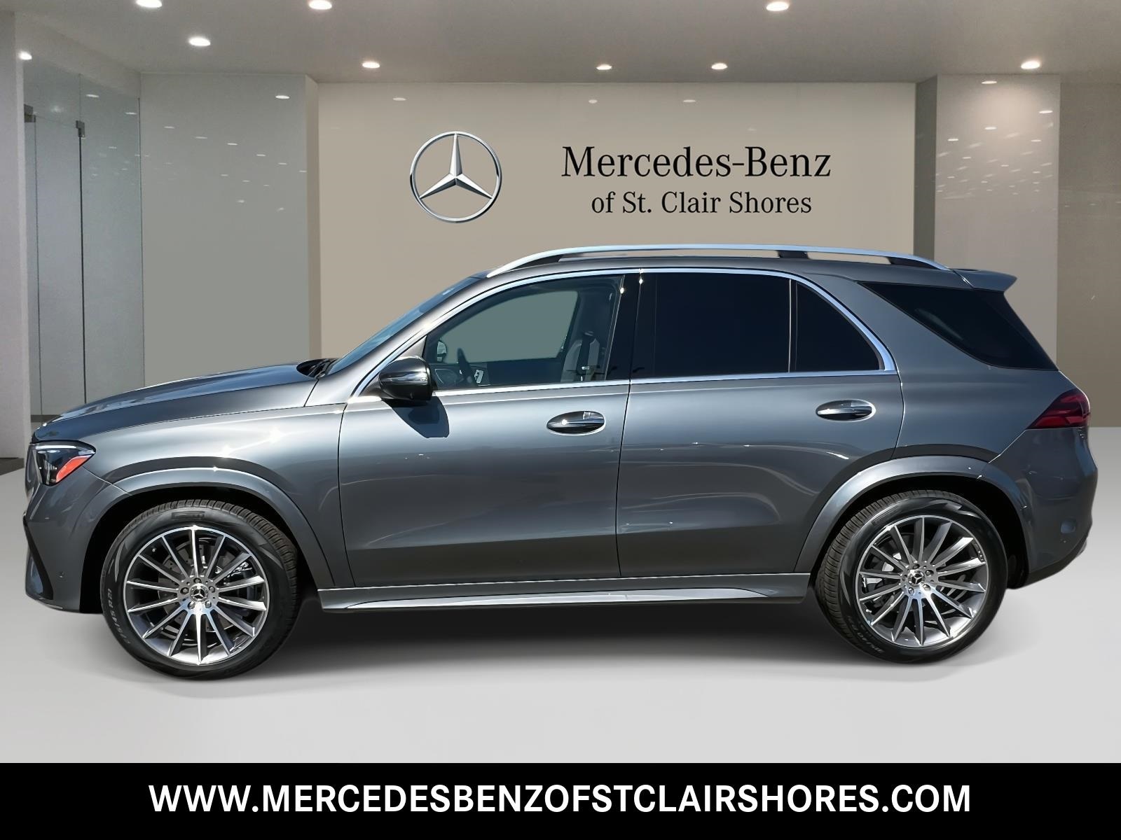 2025 Mercedes Benz GLE 350 4MATIC photo 2